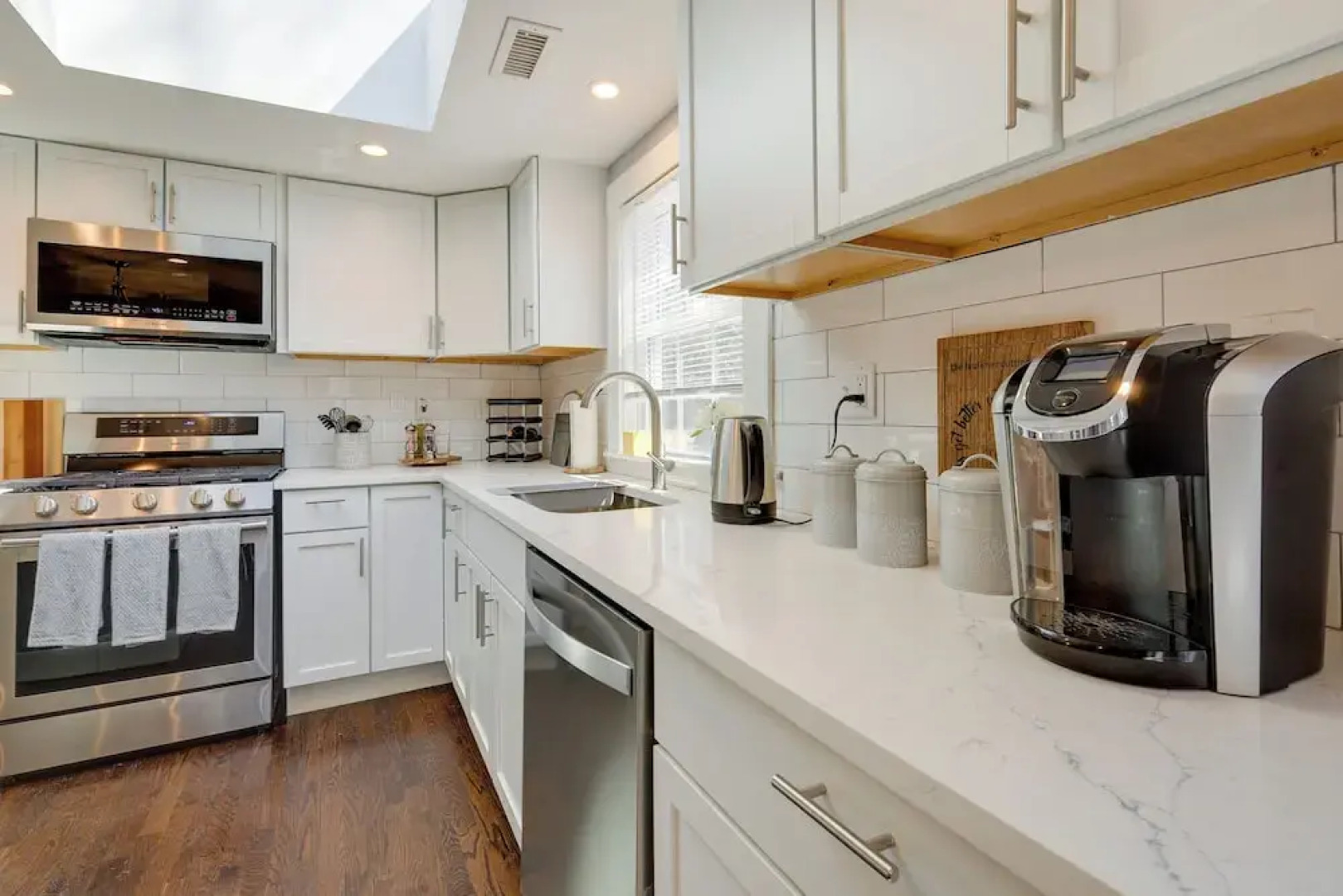 2 Mi to Craigville Beach: Hyannis Home w/ Deck