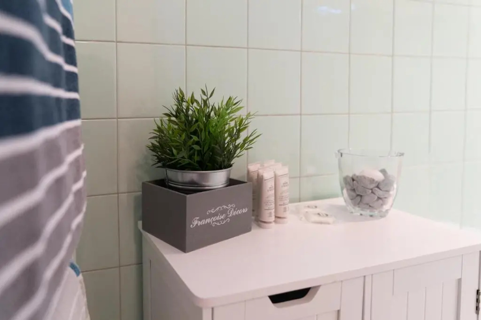 Family Nest Overlooking Lake Como