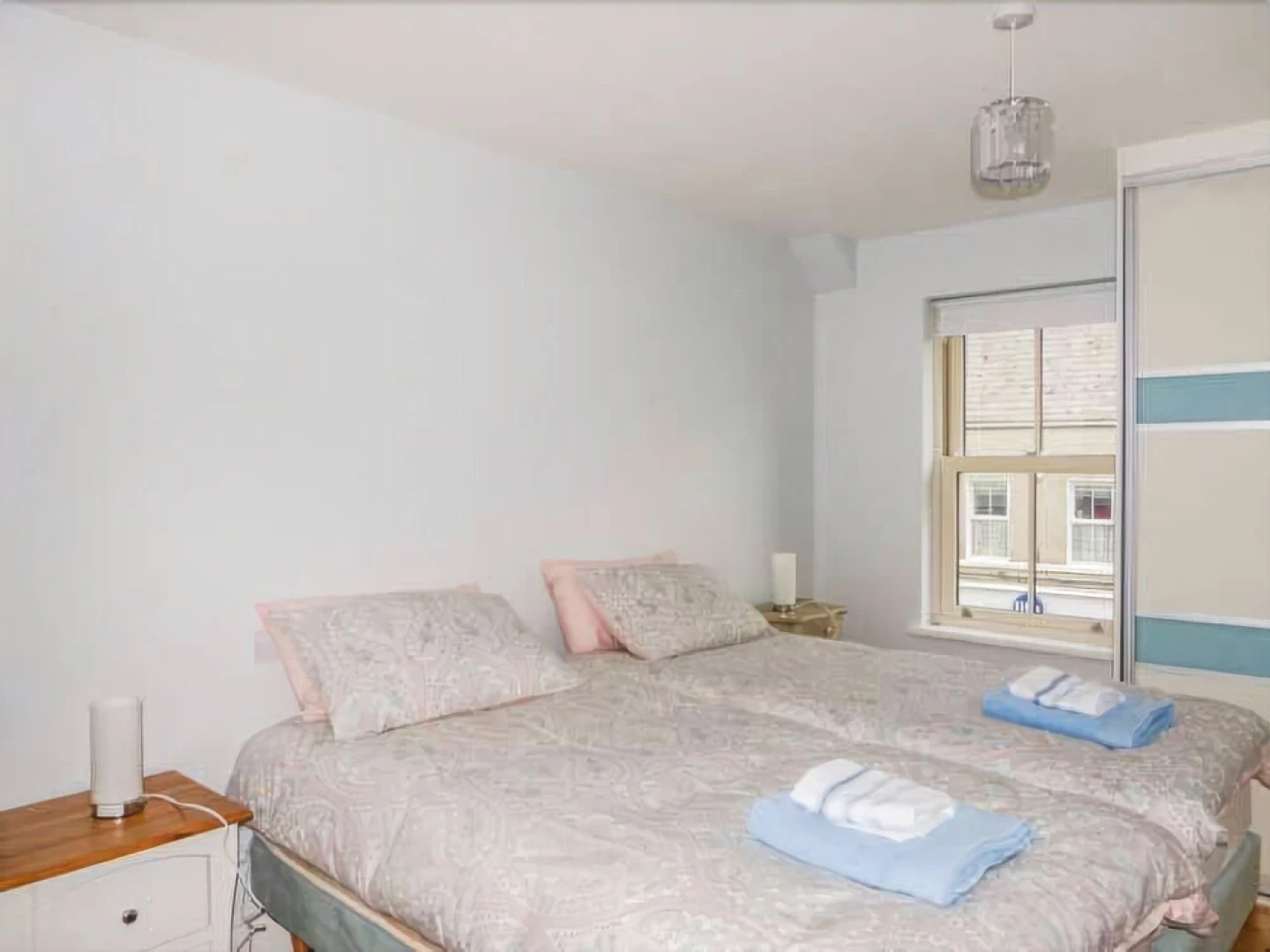 Central Ardara Riverside Apartment