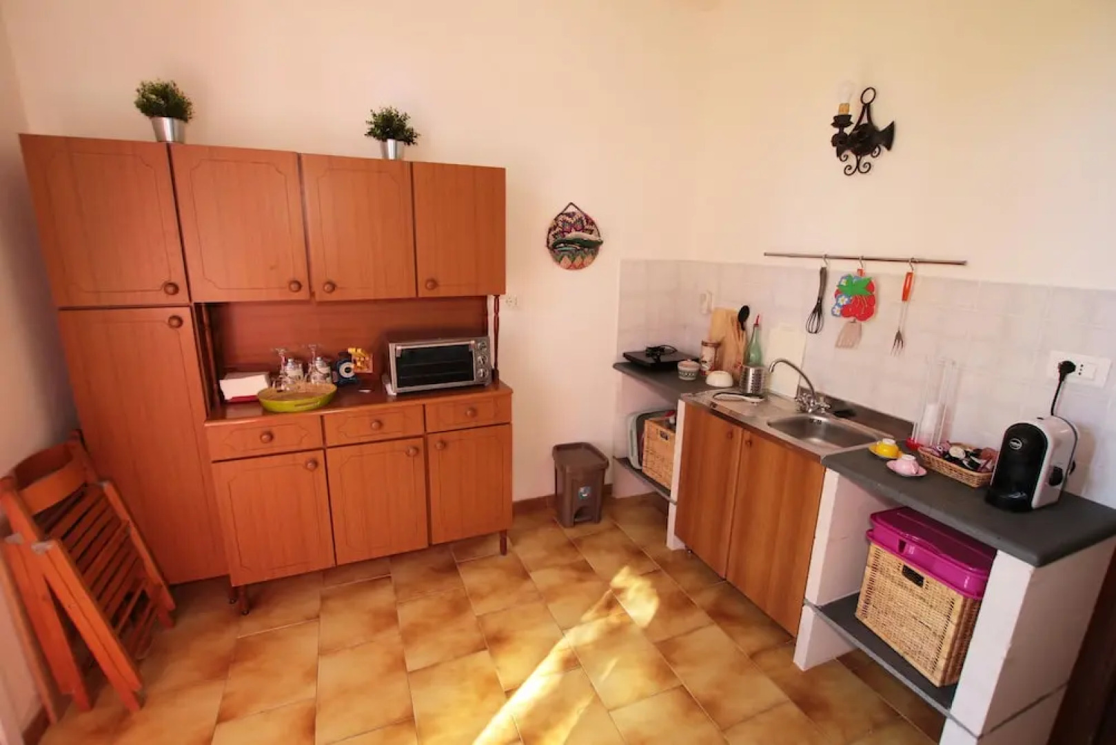 Chalet in the Woods Nestled in the oak Forest in Monterosso Etneo