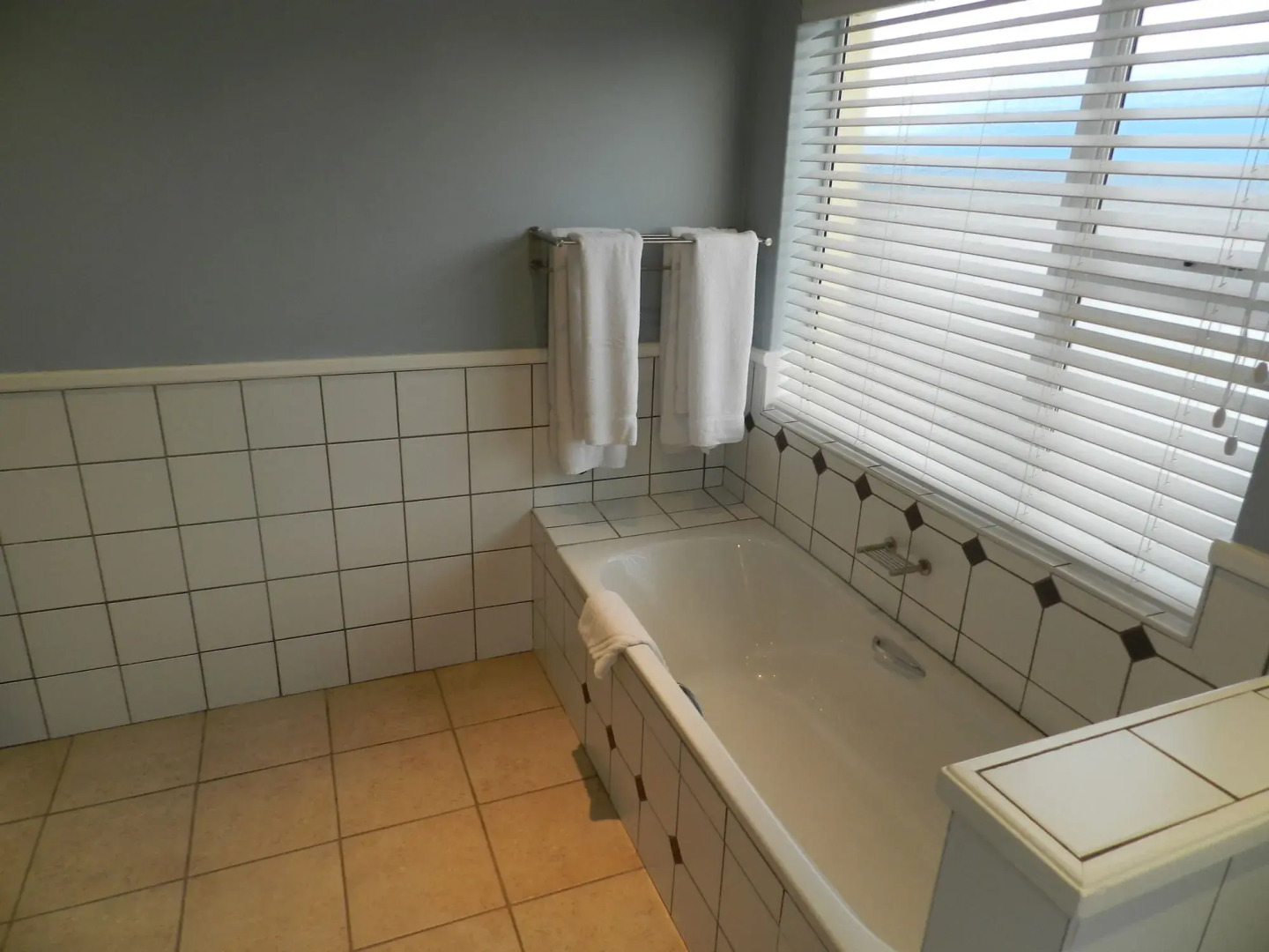 Lodge 93 Pinnacle Point Beach and Golf Resort