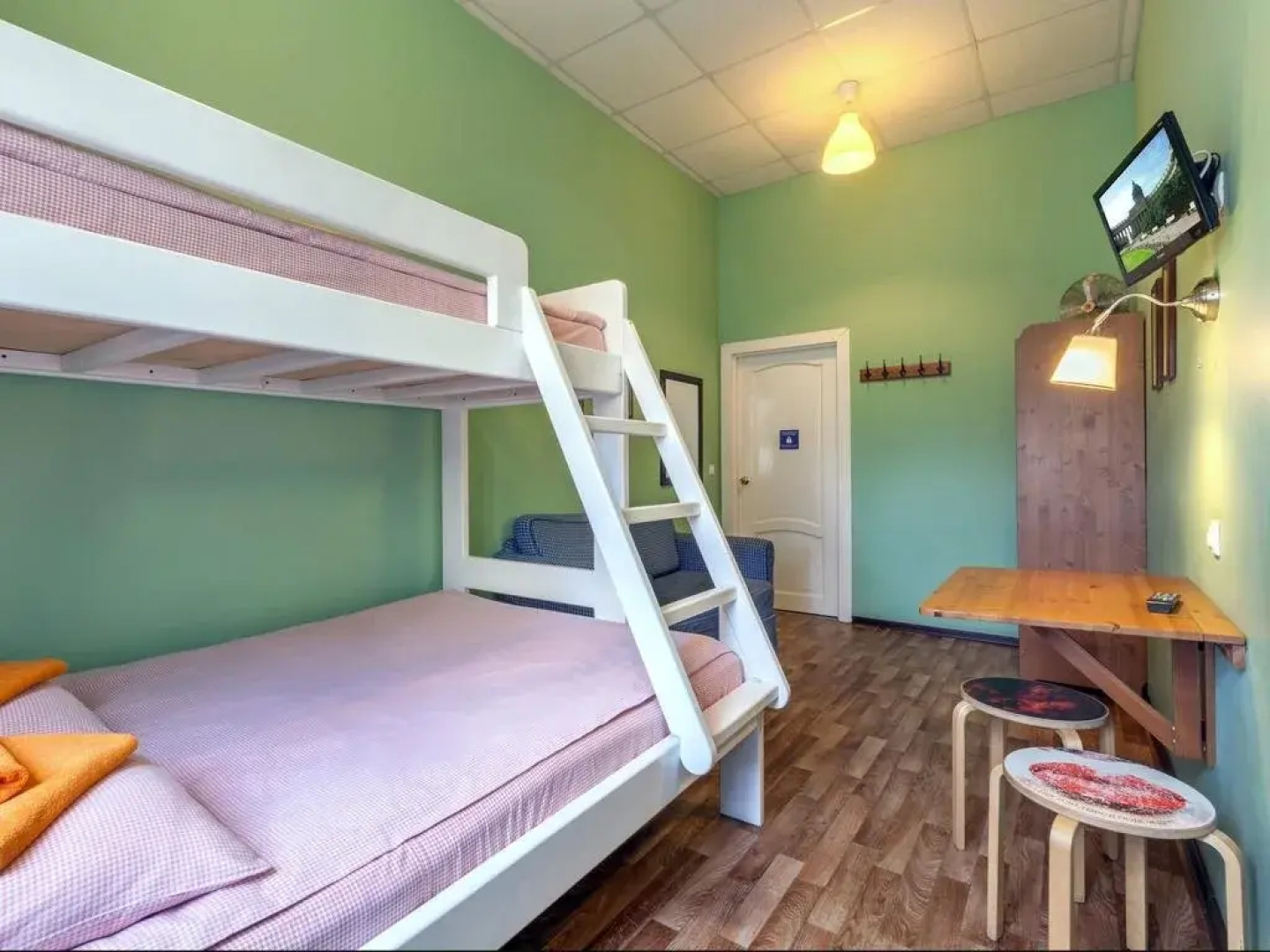 Друзья на Грибоедова