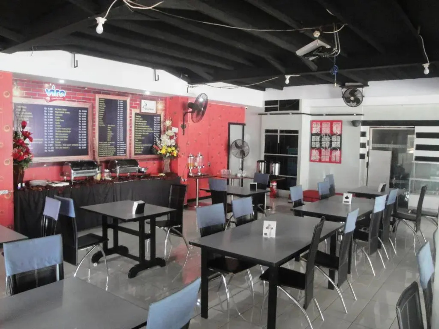 OYO 1318 Hotel Prince Boulevard