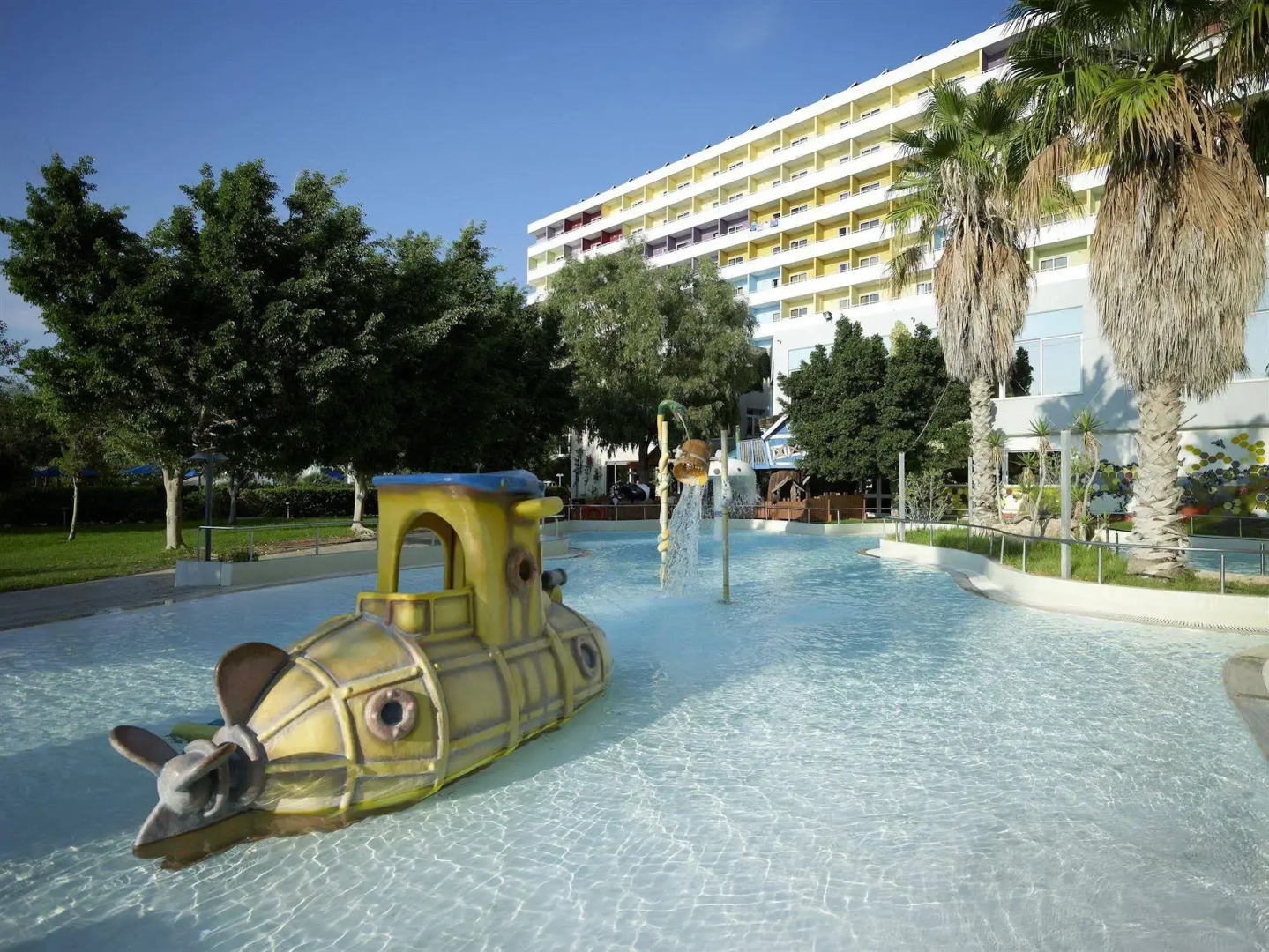 Esperides Beach Resort