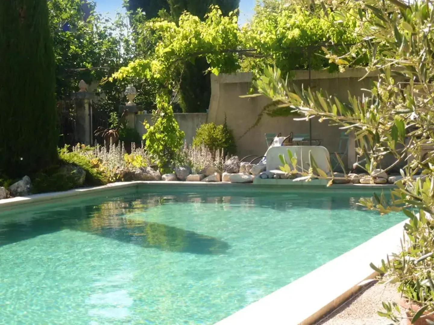 Apartment With 2 Bedrooms in Oppède, With Wonderful Mountain View, Poo