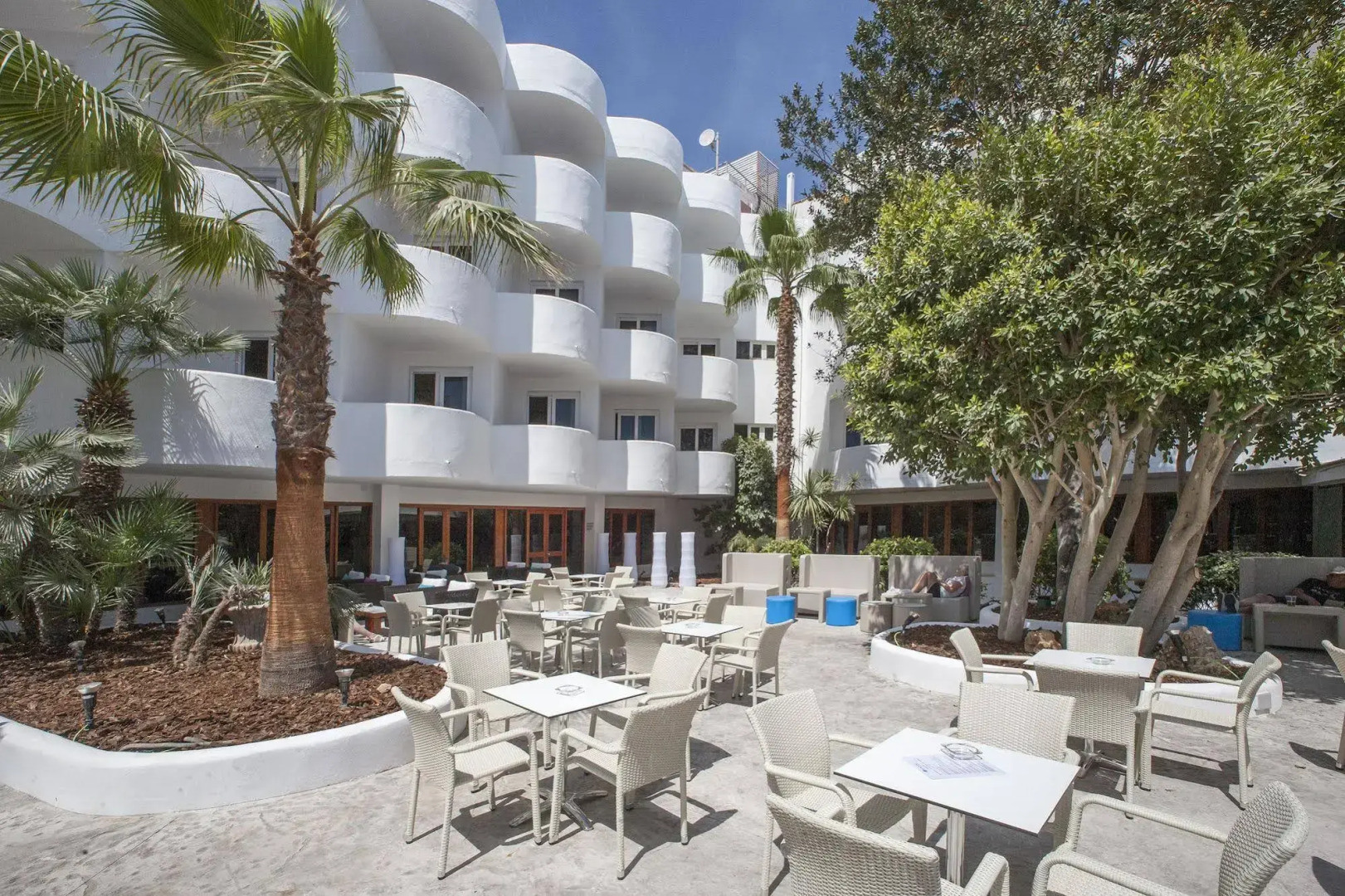 Sentido Fido Tucan - Adults Only