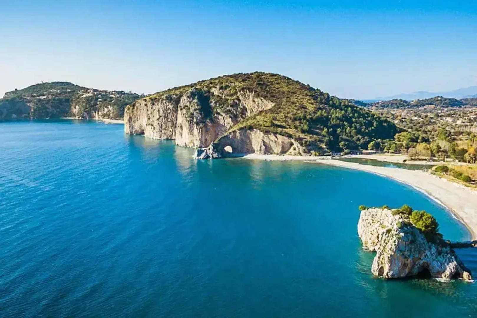 Apartment With one Bedroom in Pisciotta, With Furnished Terrace - 200 m From the Beach