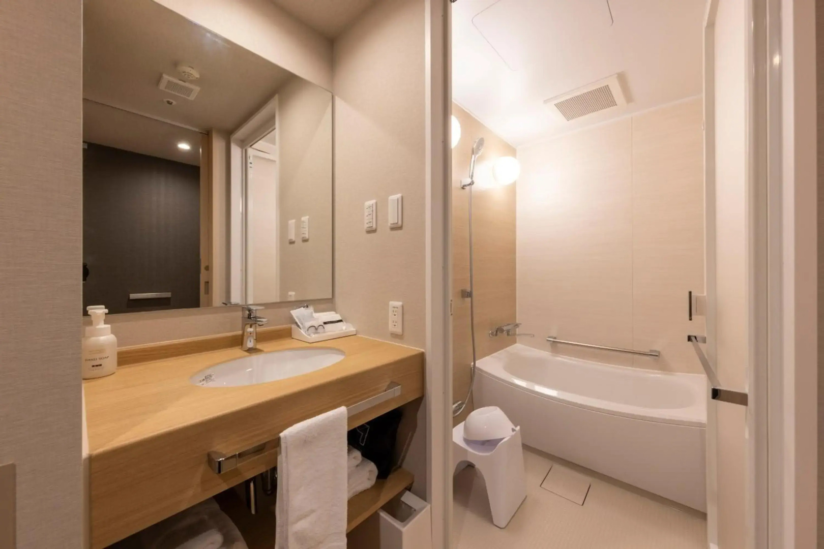 Sanco Inn Iseshi Ekimae