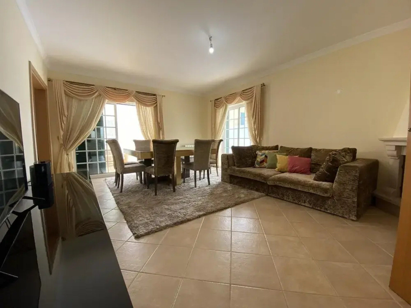 P RA Amazing Villa With Pool by Homing