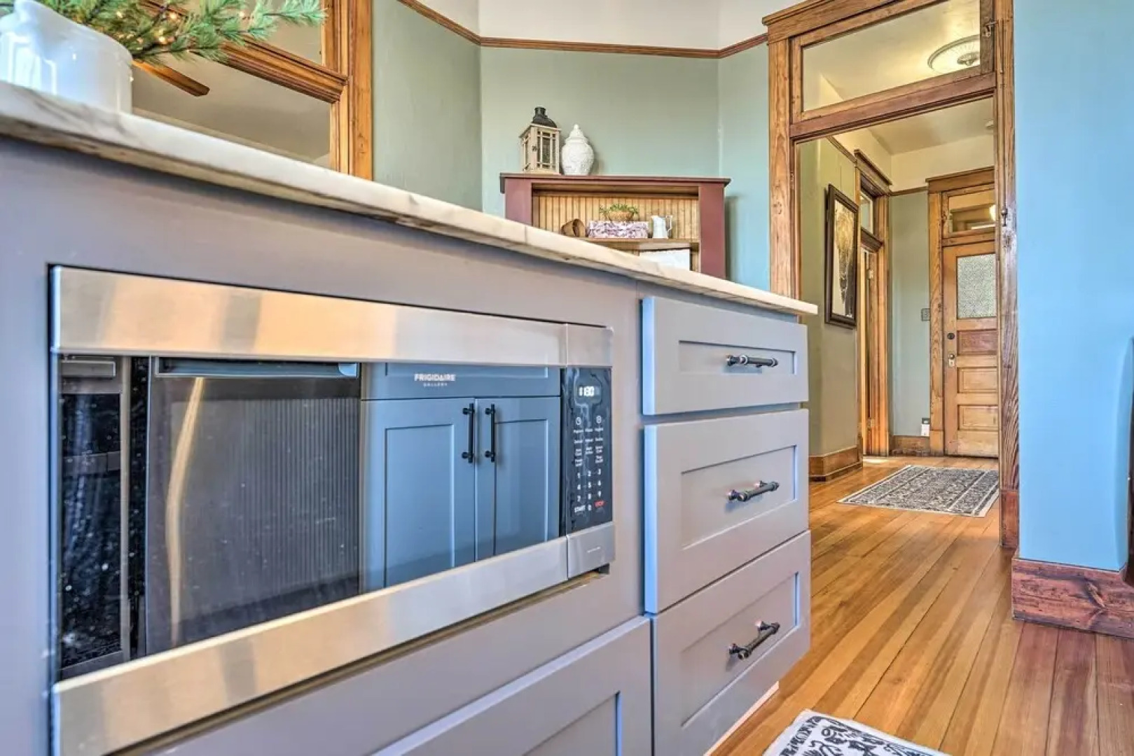 Walk to Shops & Restaurants: Dtwn Laramie Condo!