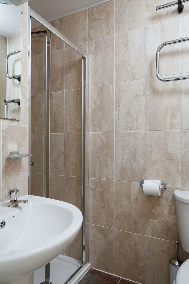 Pearl and Pebbles Hotel