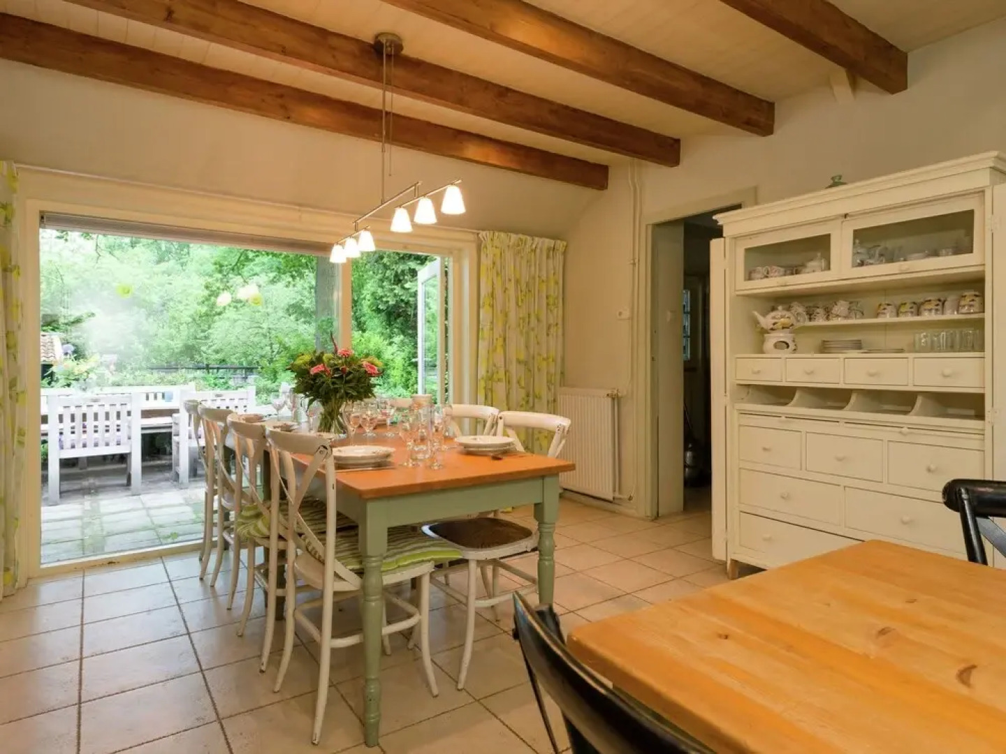 Secluded Farmhouse in Balkbrug with Hot Tub