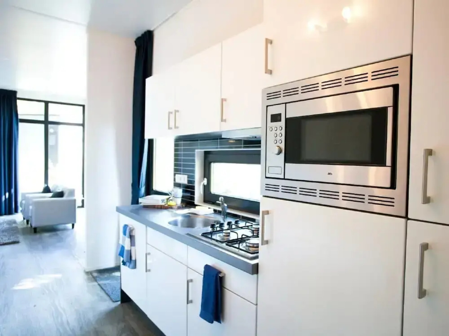 Holiday Park Home With Modern Charm