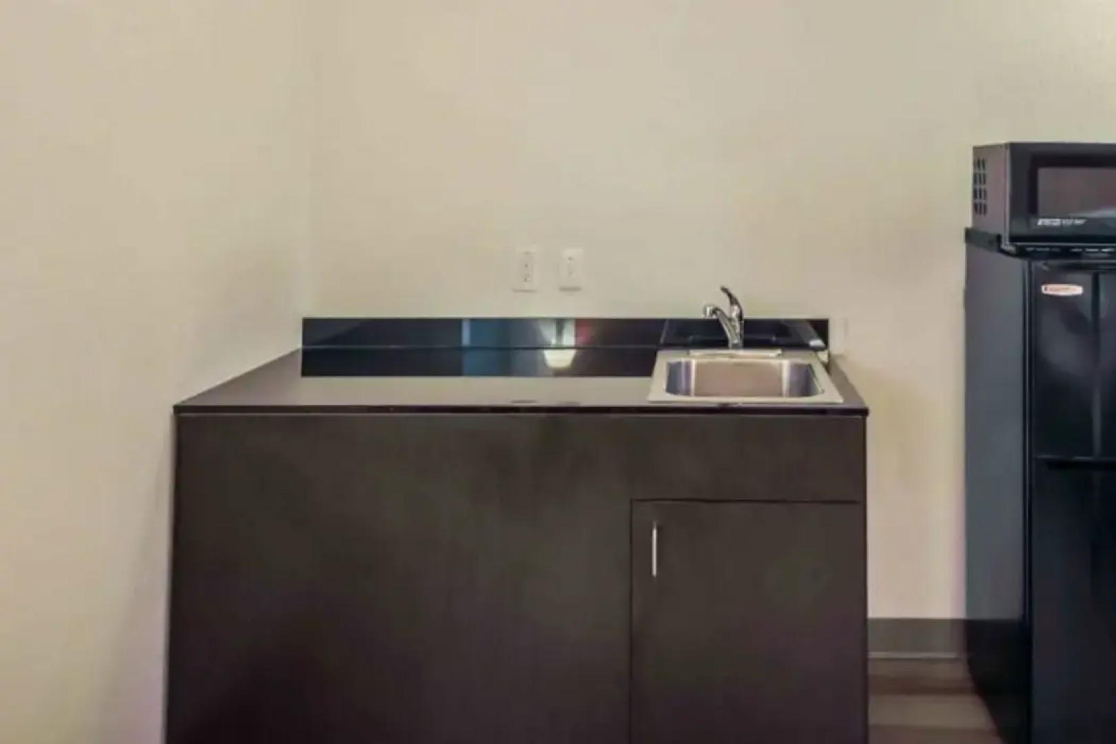 Motel 6 Greensboro, NC - Airport