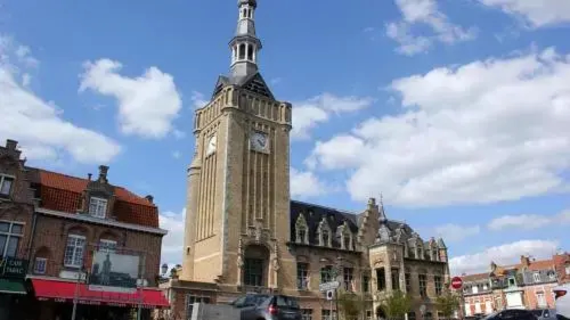 Sur la Route Des Monts