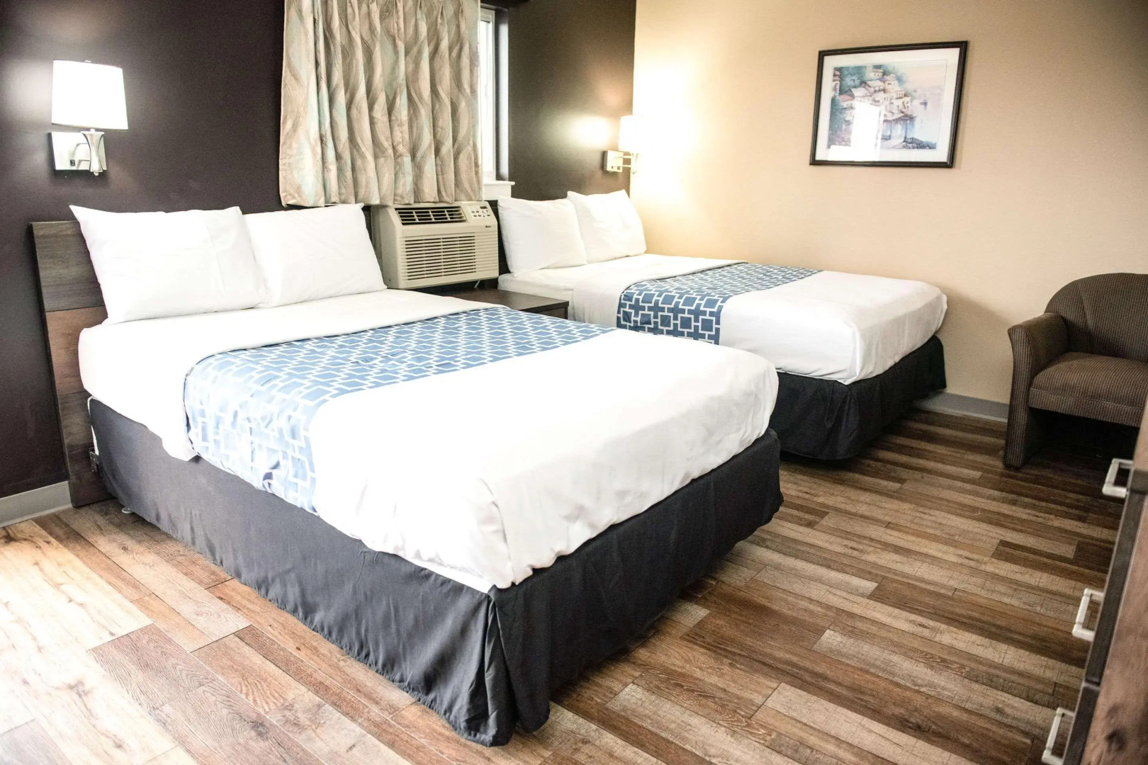 Suburban Extended Stay SE