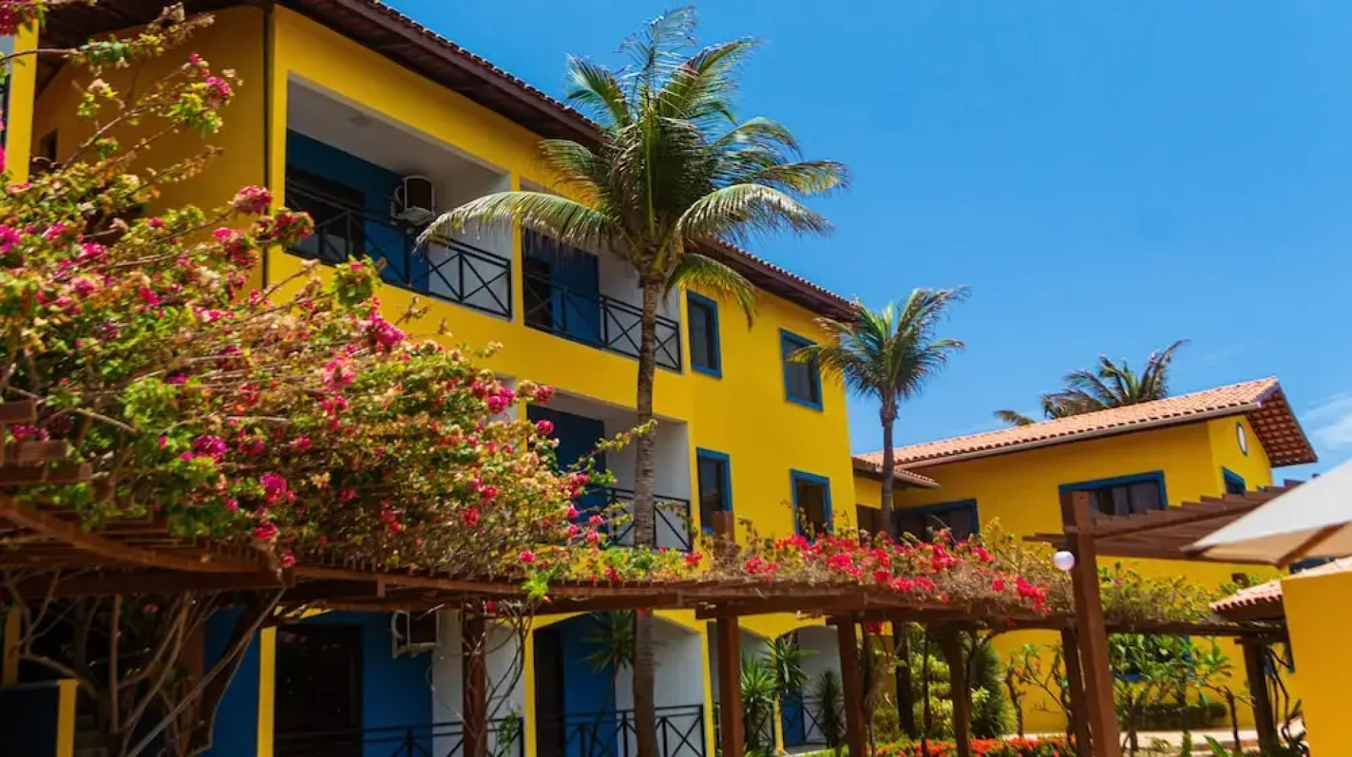 Kalamari Beach Hotel