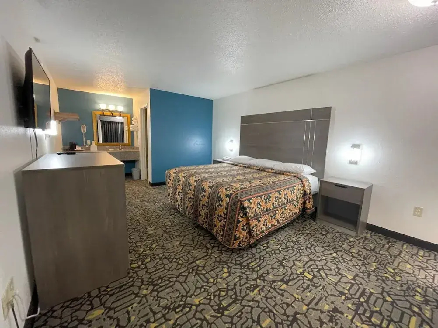 Countryside Inn