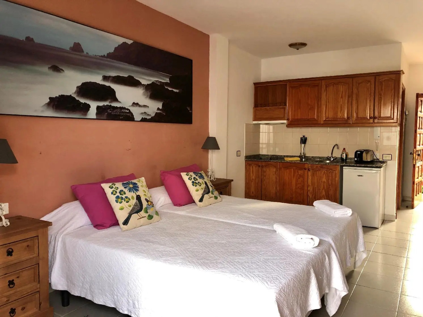 Apartamentos Frontera