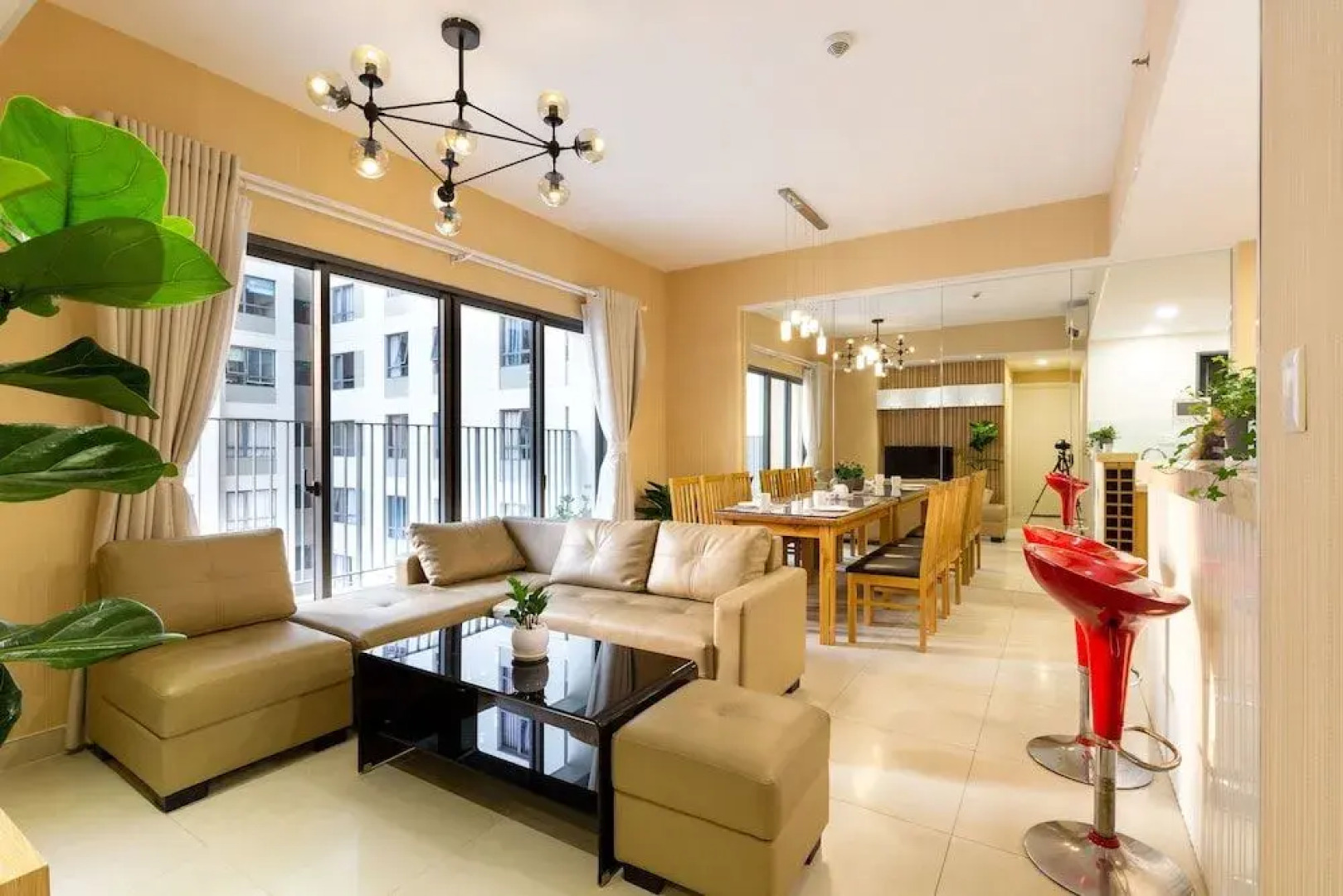 Ellie Apartment & Hotel Sai Gon