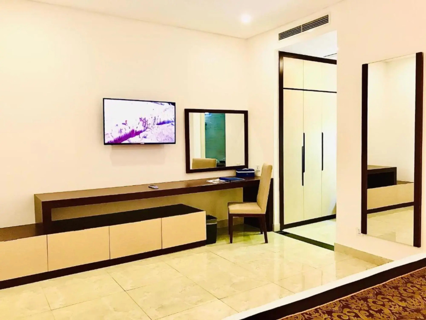 Diamond Bay Condotel - Resort Nha Trang