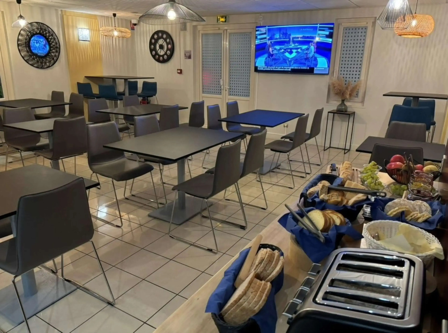 Kyriad Bordeaux- Lormont