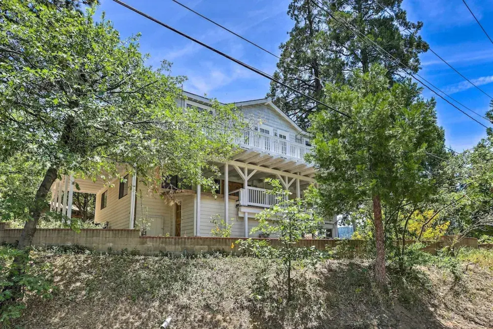 Boho-chic Home w/ Game Room Near Lake Gregory!