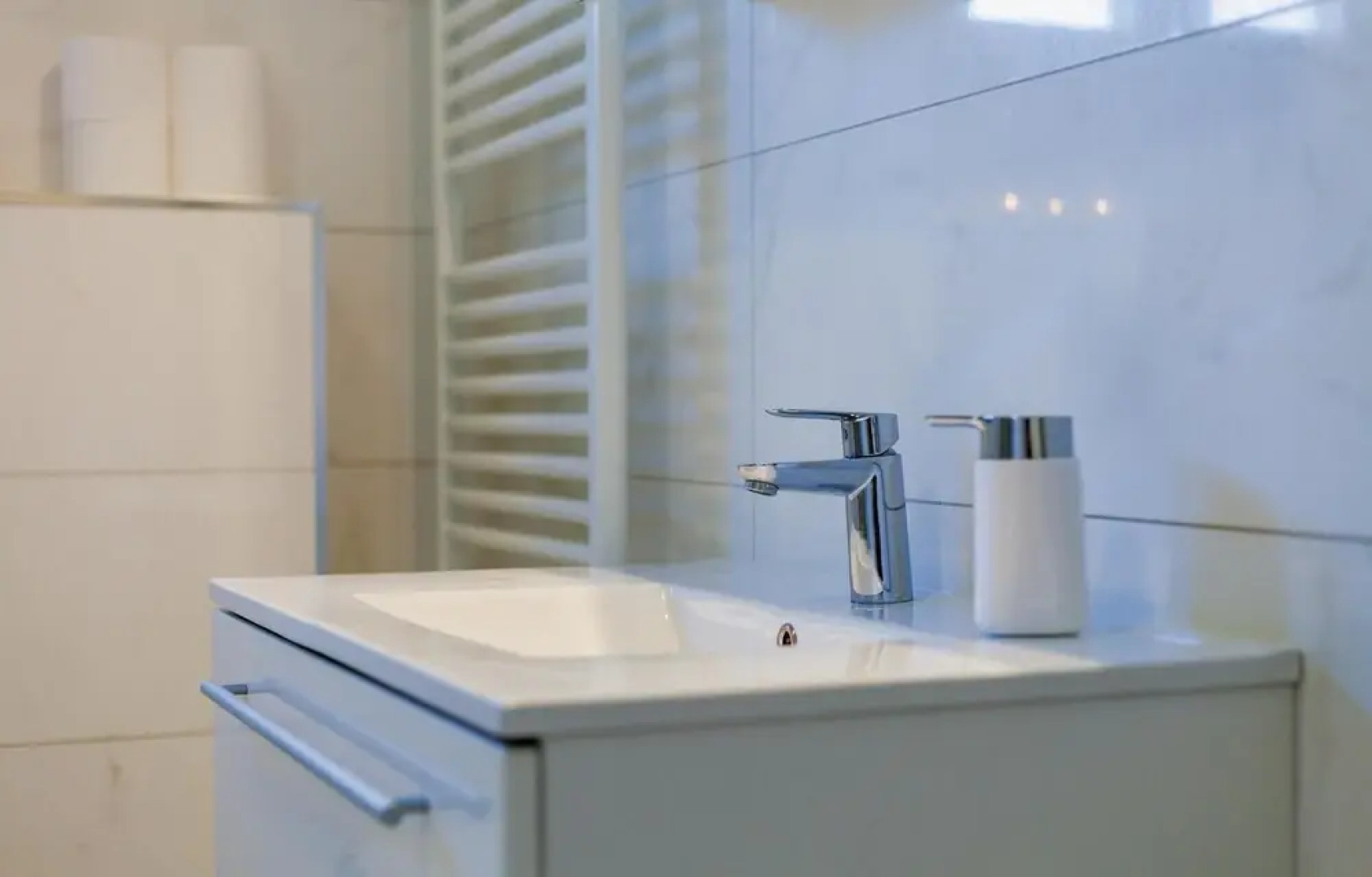 Beautiful Home in Zrnovnica With Wifi and 3 Bedrooms