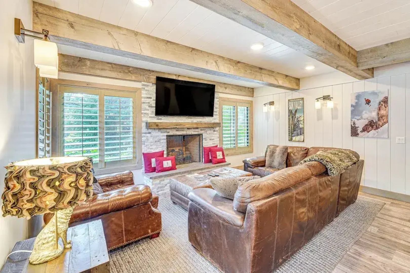 Cozy Sun Valley Townhome w/ Mountain Views!