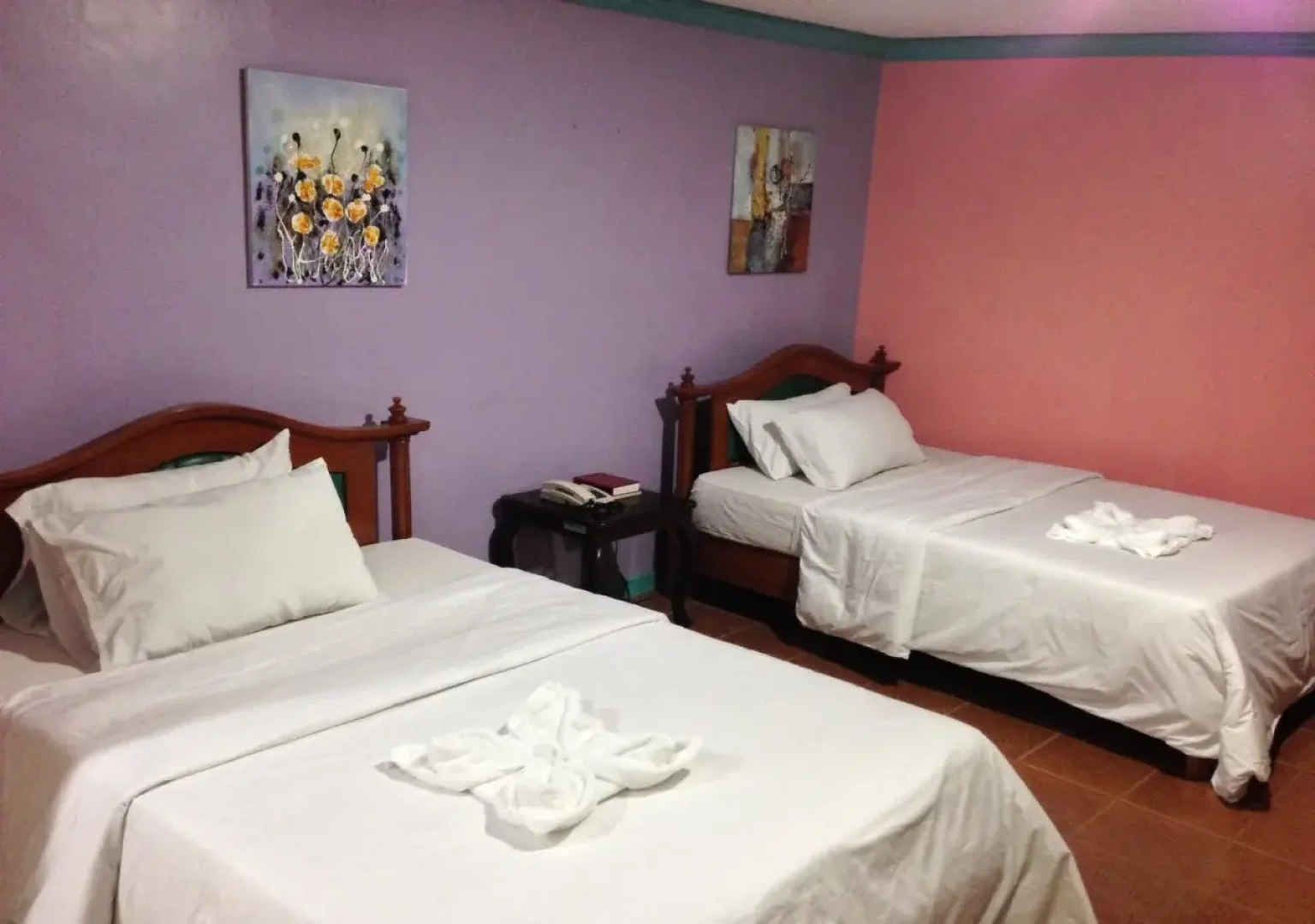 Cauayan Queen Jennifer Hotel