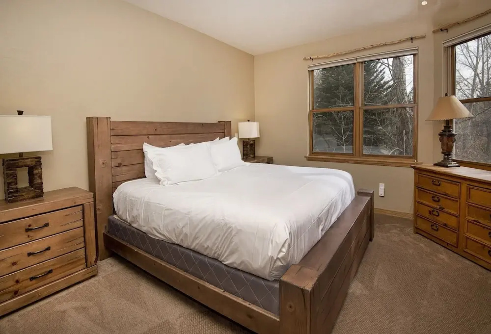Canyon Run I-203 2 Bedroom Condo by Redawning