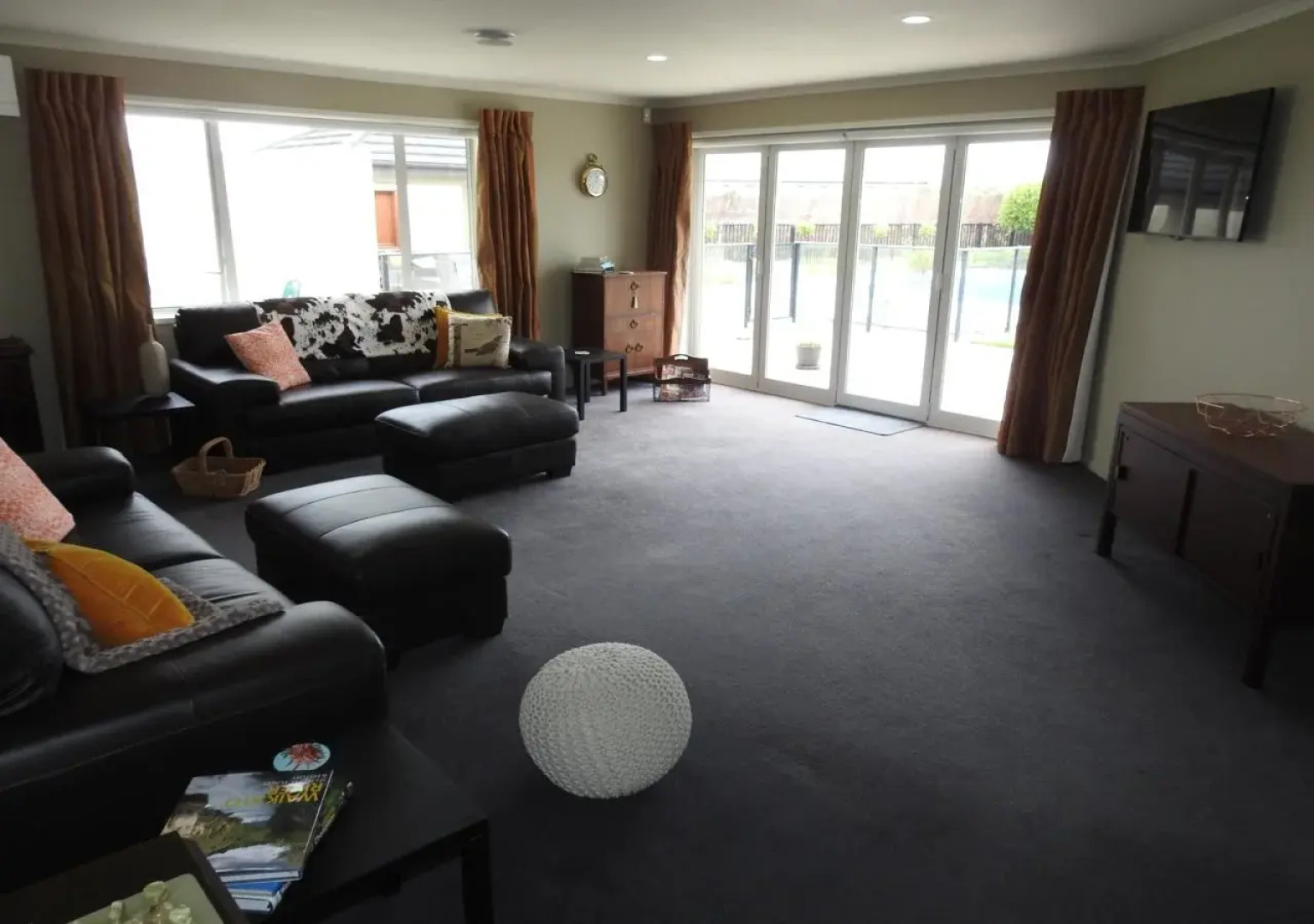 Grasslands Bed & Breakfast