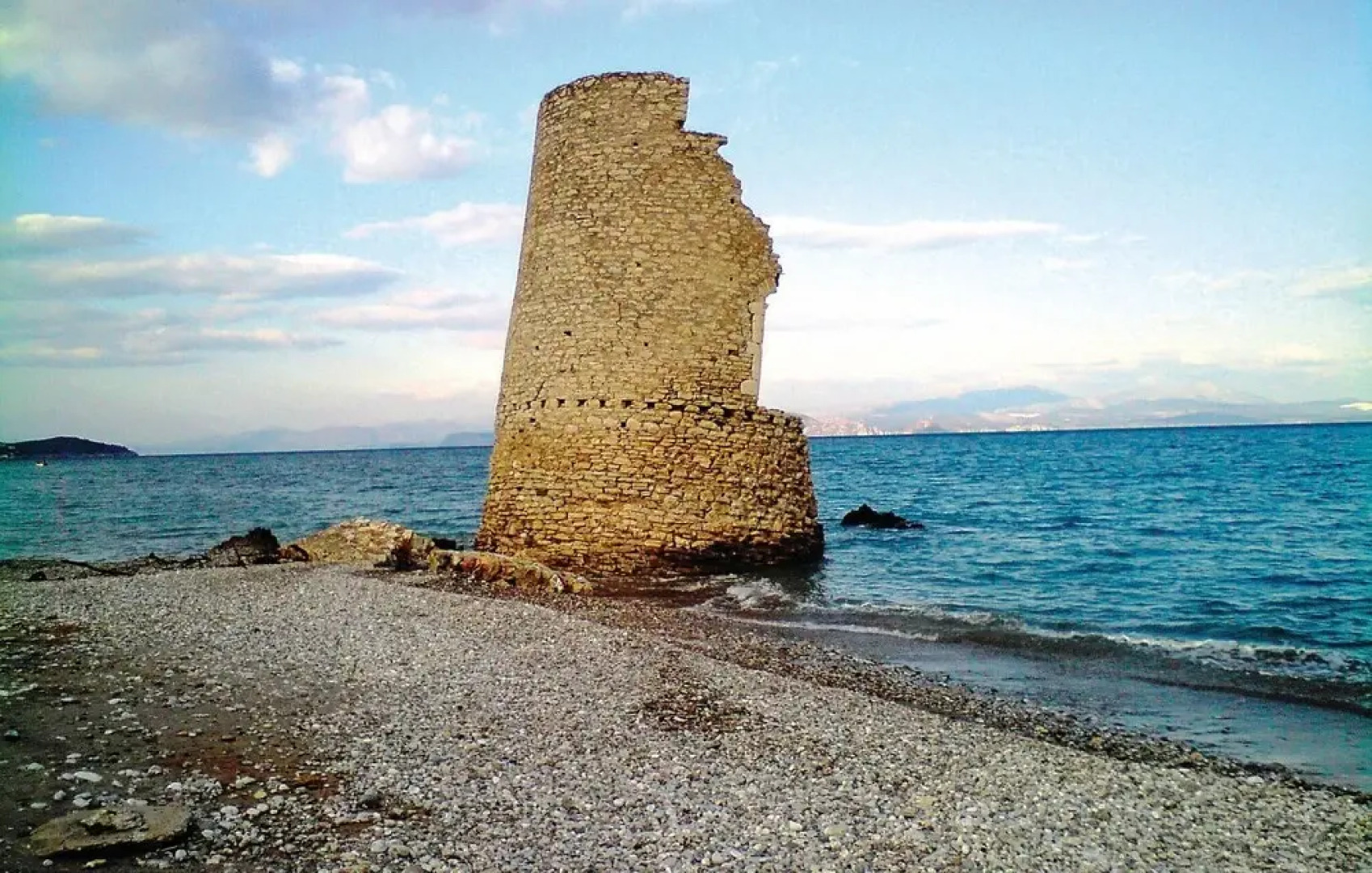 Beautiful Home in Paralio Astros With 2 Bedrooms and Outdoor Swimming Pool