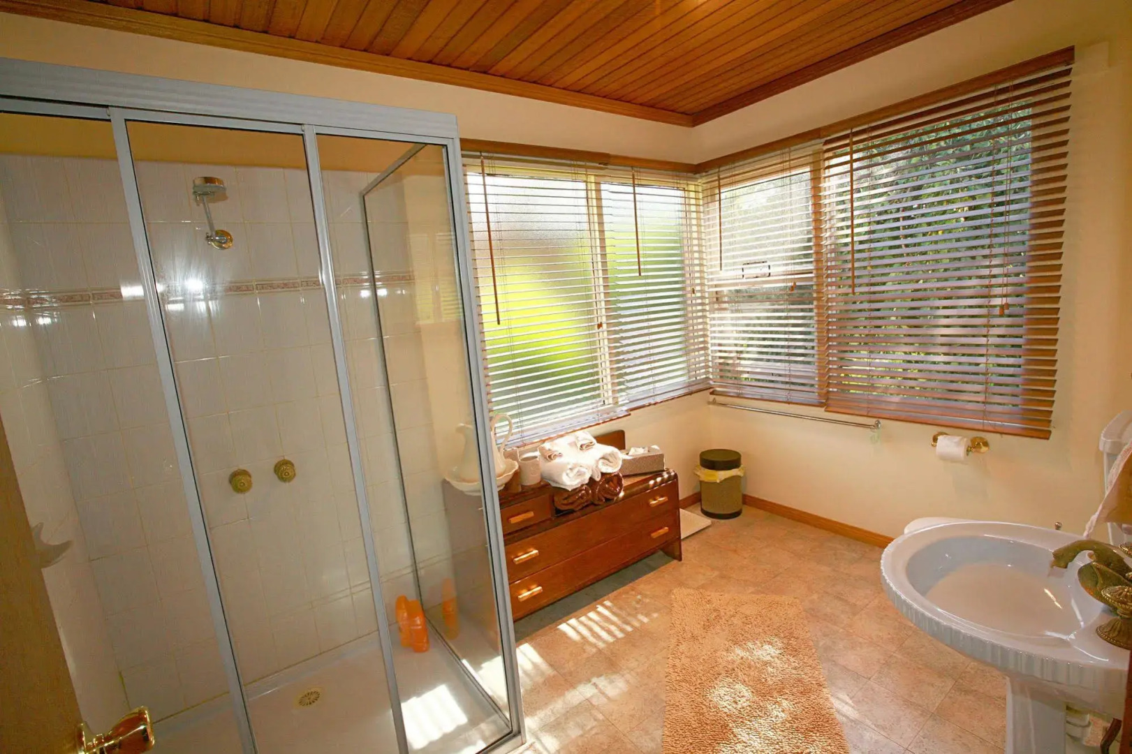 The Shingles Riverside Cottages