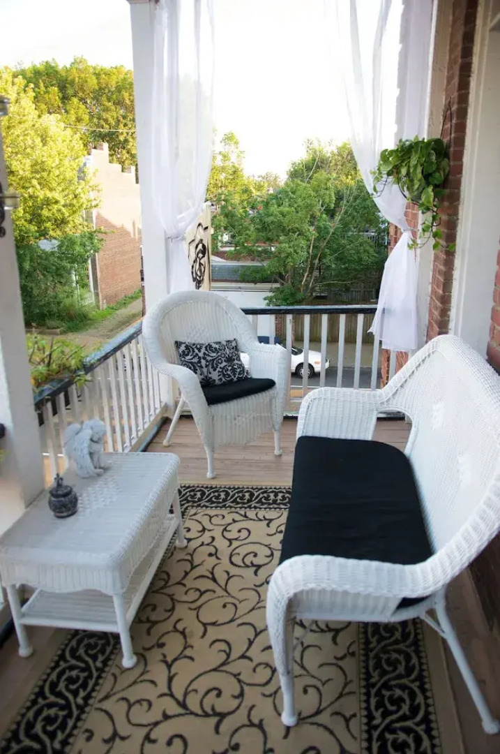 The One Bed and Breakfast