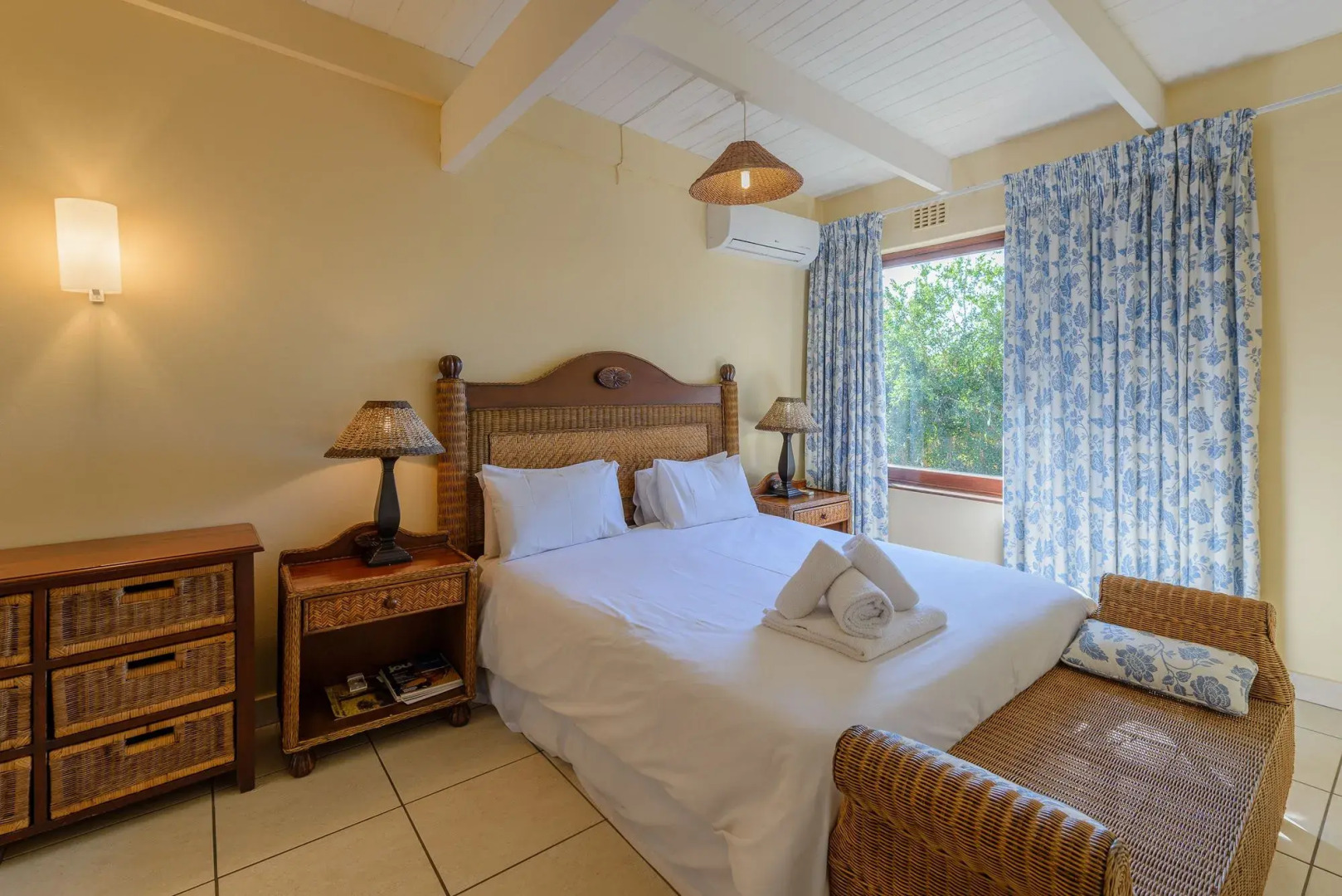 San Lameer Villa Rentals 2830