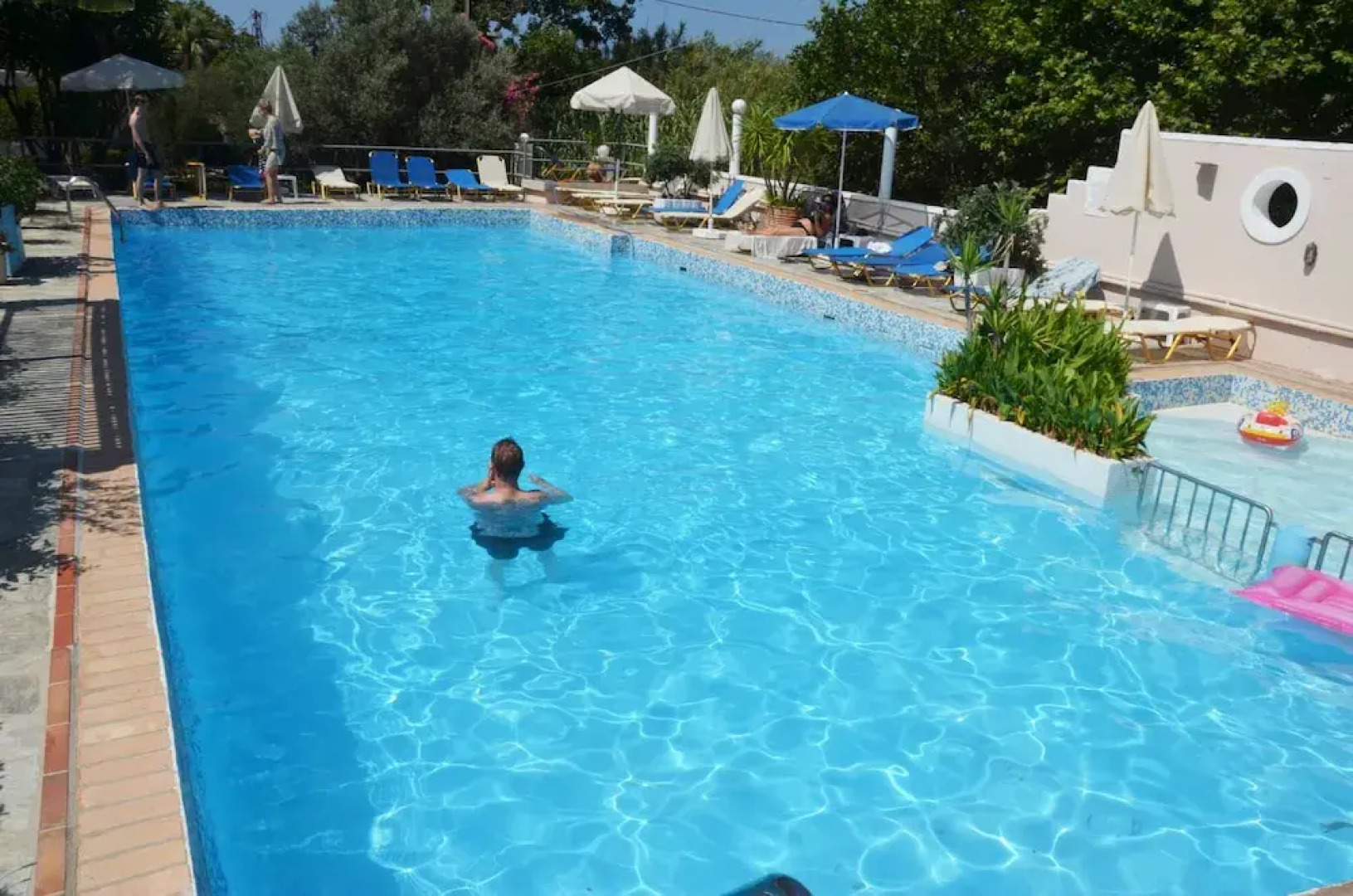 Kostaspant apartments