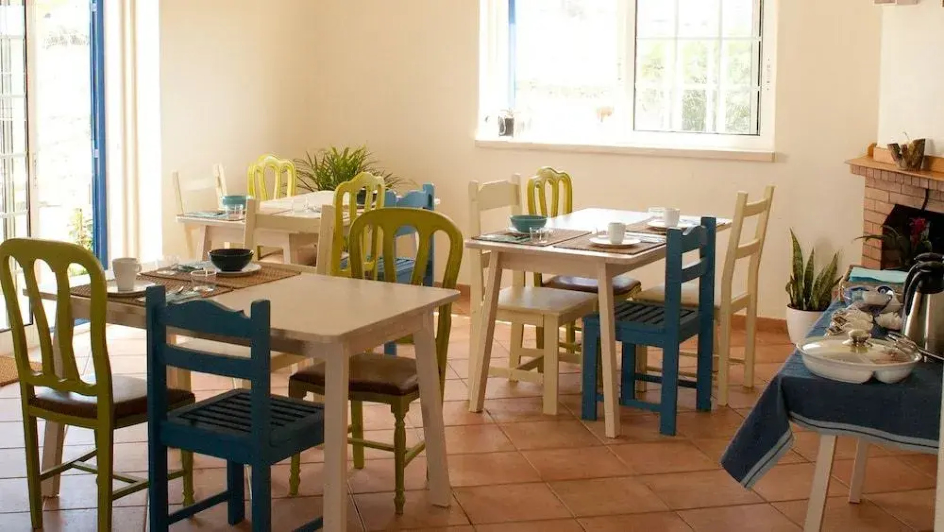 Kokua Surfarm - Hostel