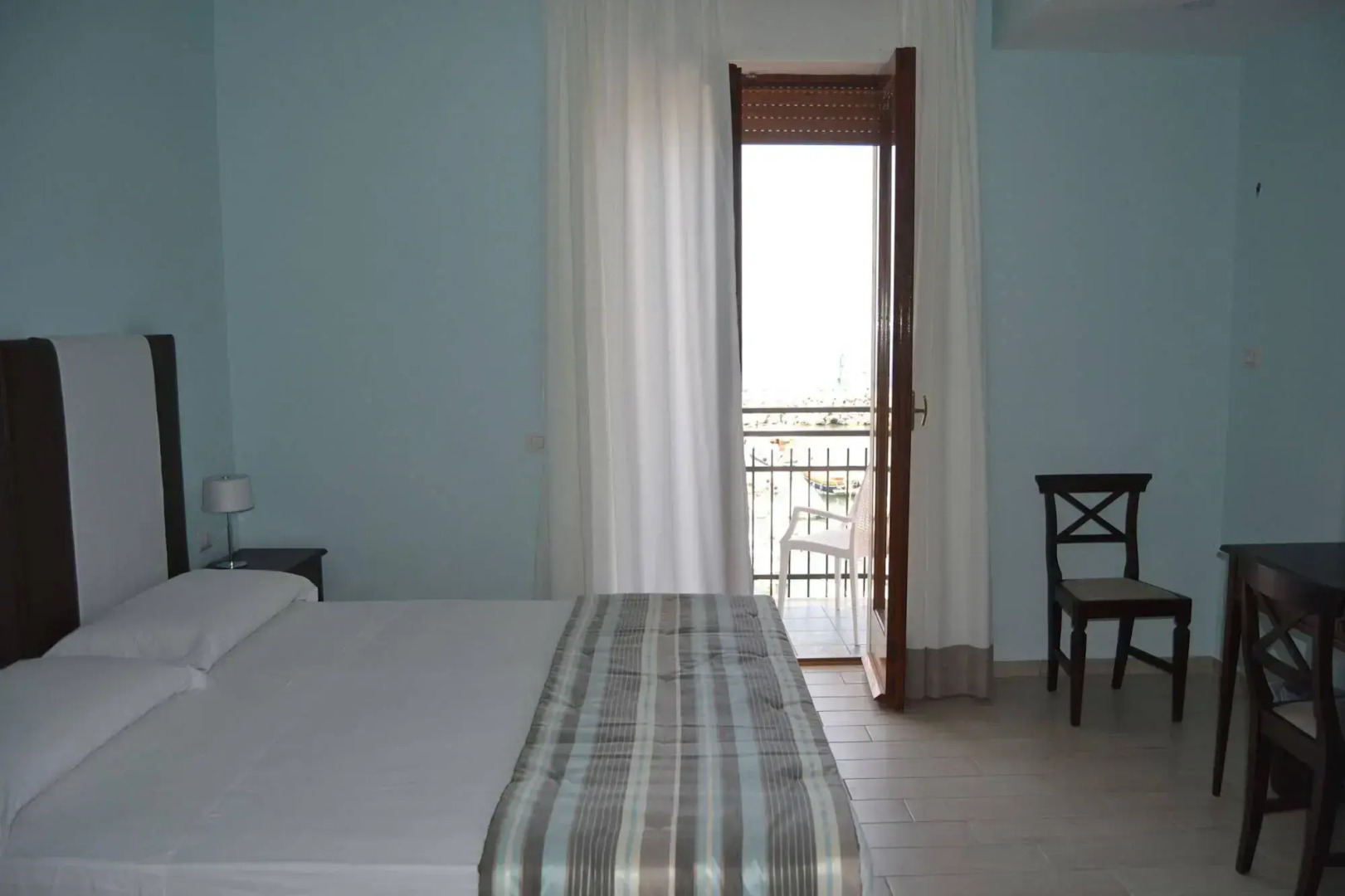 Sea Breeze Residence