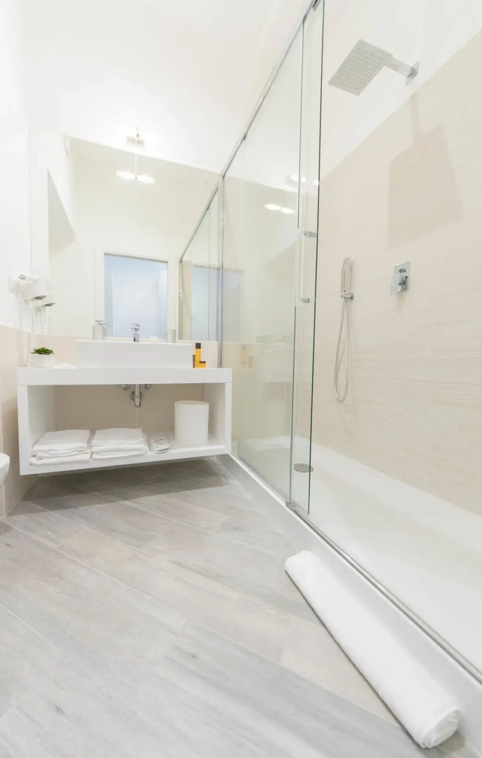 Vantaggio Suites