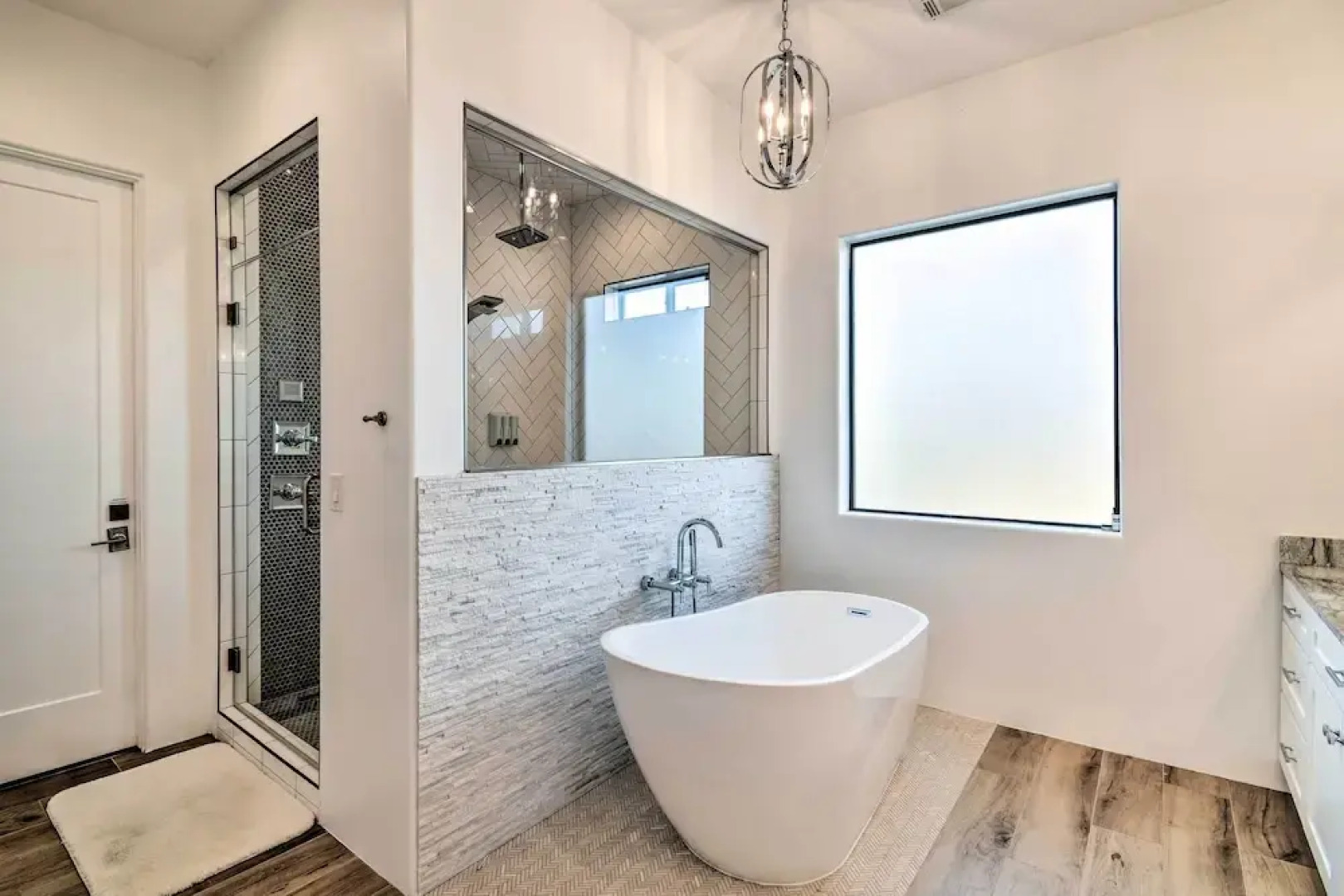 Desert Views, Fire Pit: Serene Phoenix Getaway