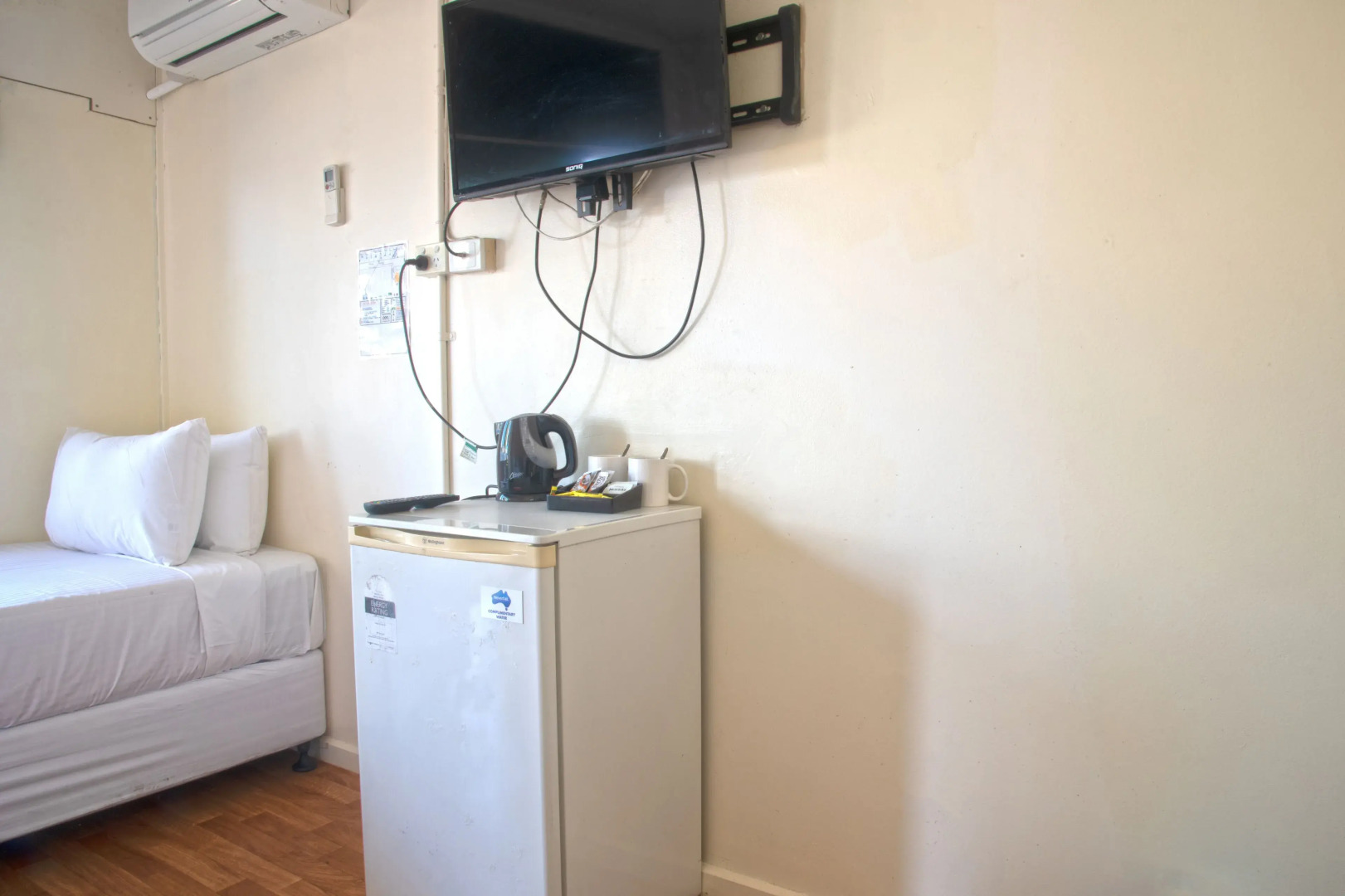 Nightcap at Marine Hotel