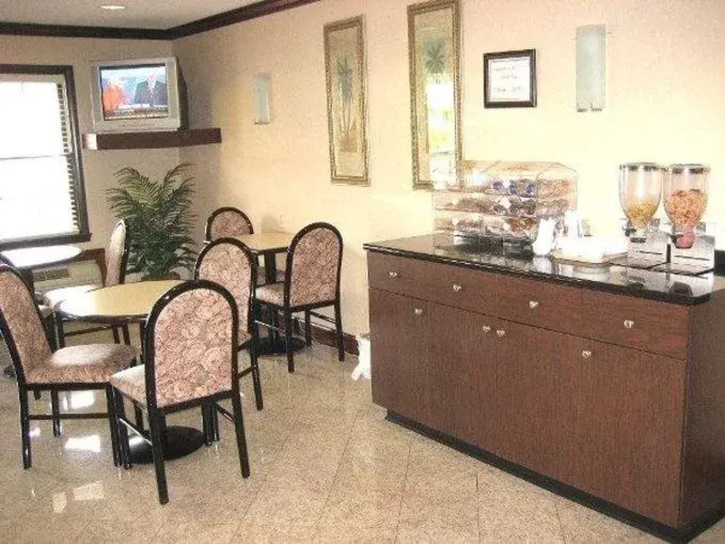 Yorktown Motor Lodge