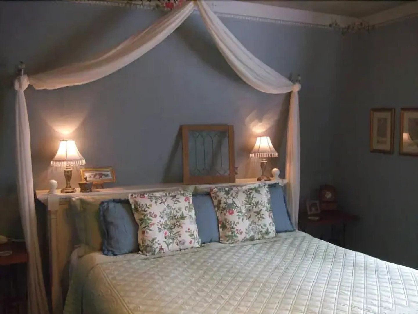 The Iron Gate Inn & Winery