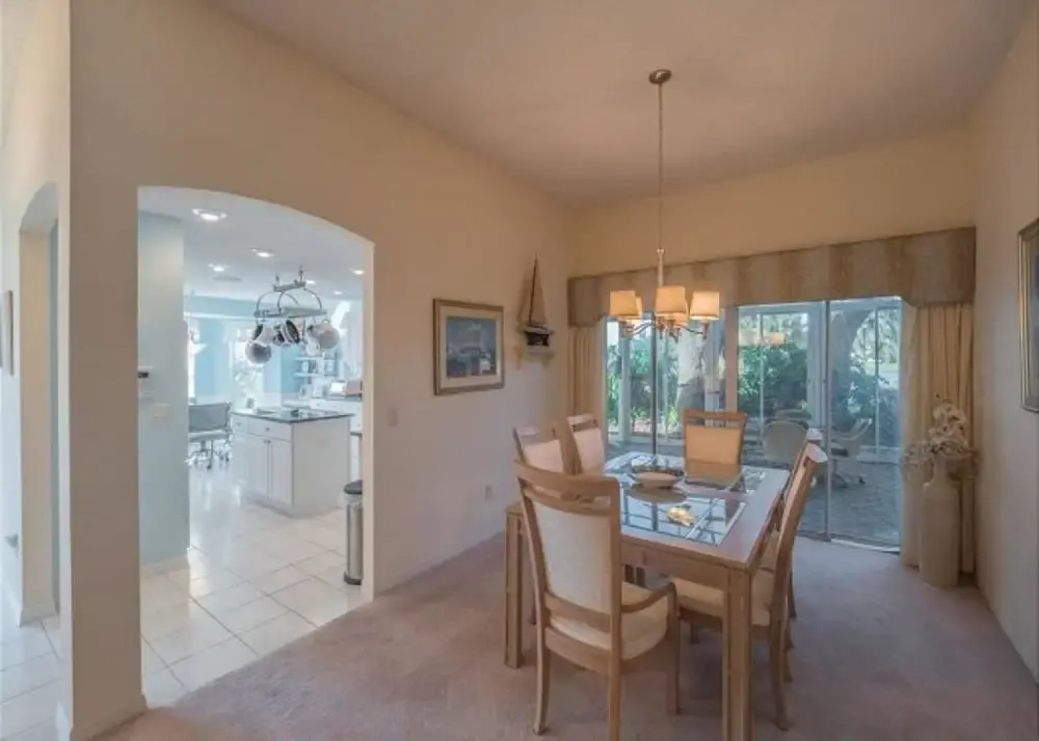 Carolina Court 1311 by White Pelican VR