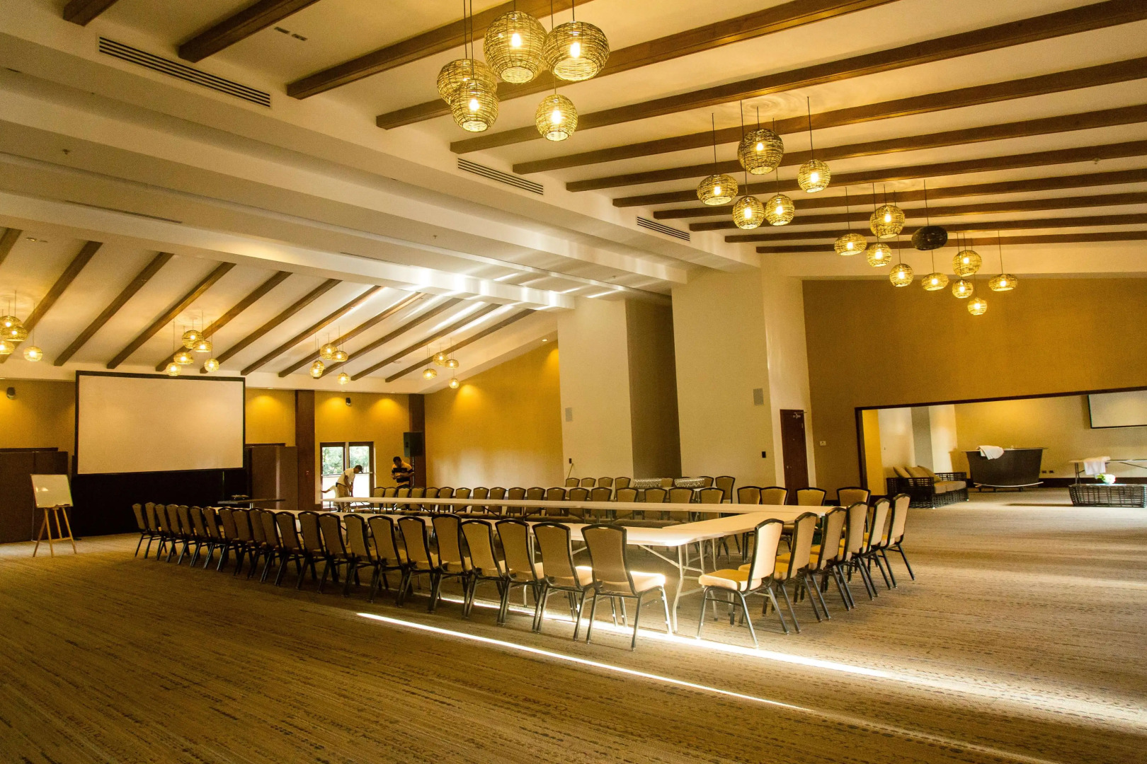 Indura Beach & Golf Resort, Curio Collection by Hilton