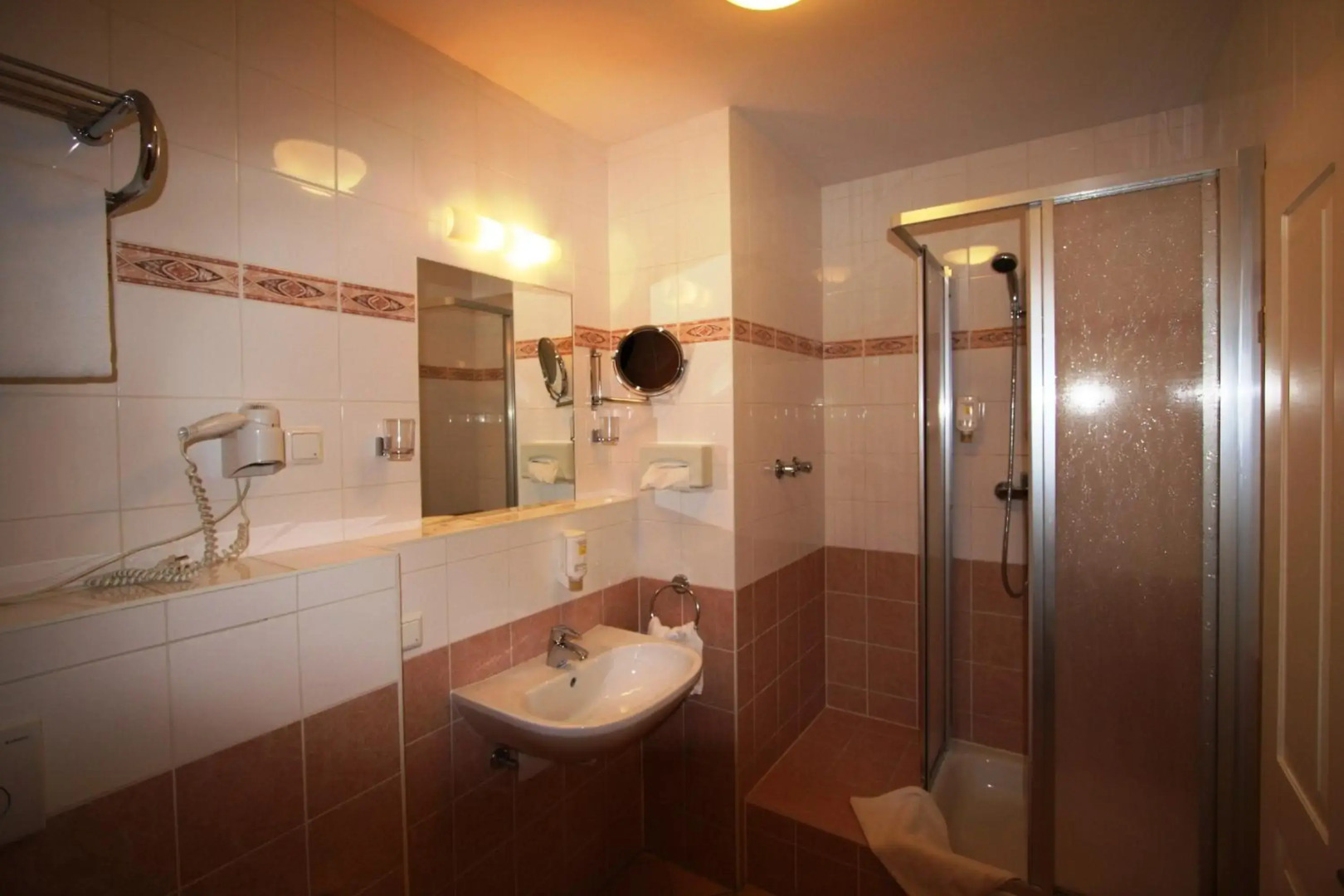 SUITE HOTEL 900m ZUR OPER