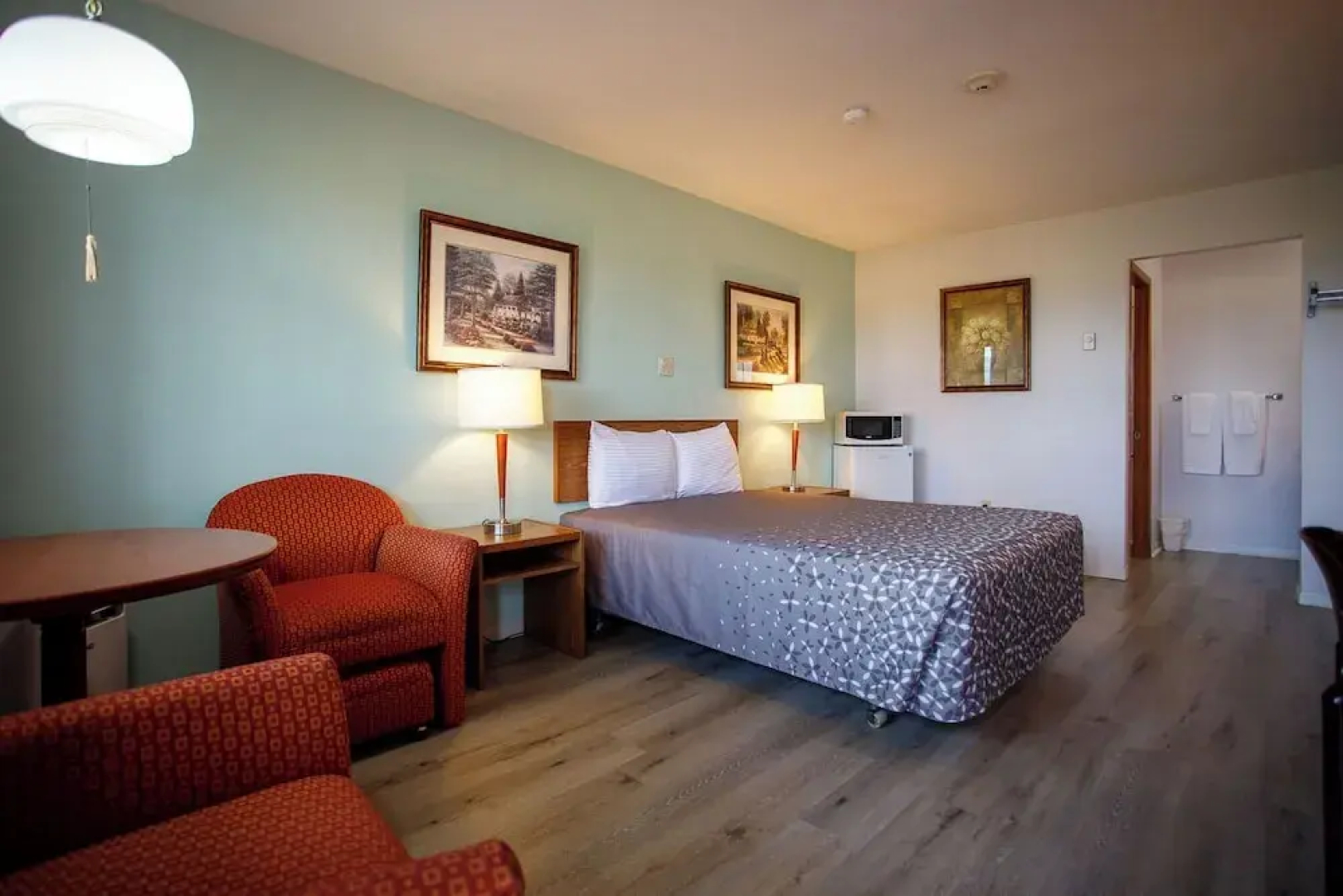 Tidal Bore Inn