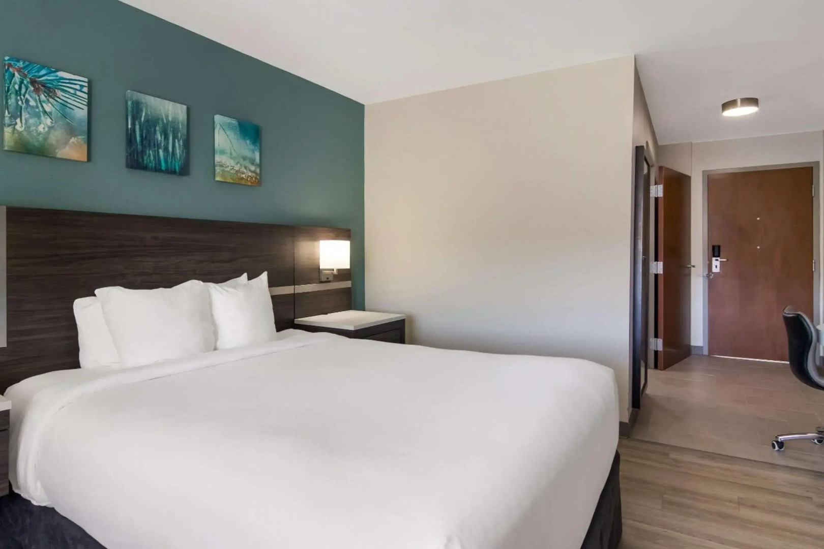 Sleep Inn & Suites Clarion, PA Near I-80