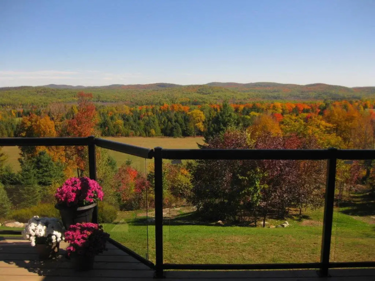 Benaaron Guest House